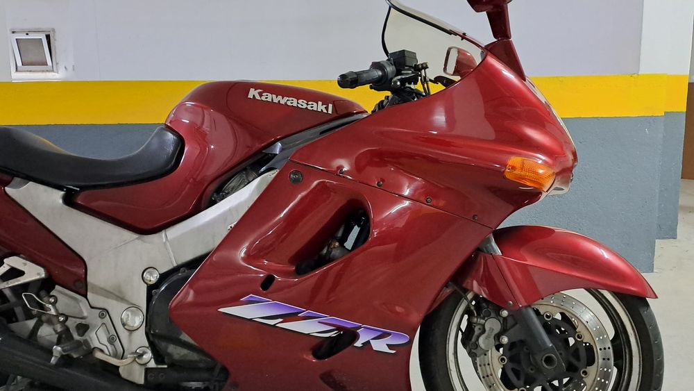 Kawasaki ZZR1100