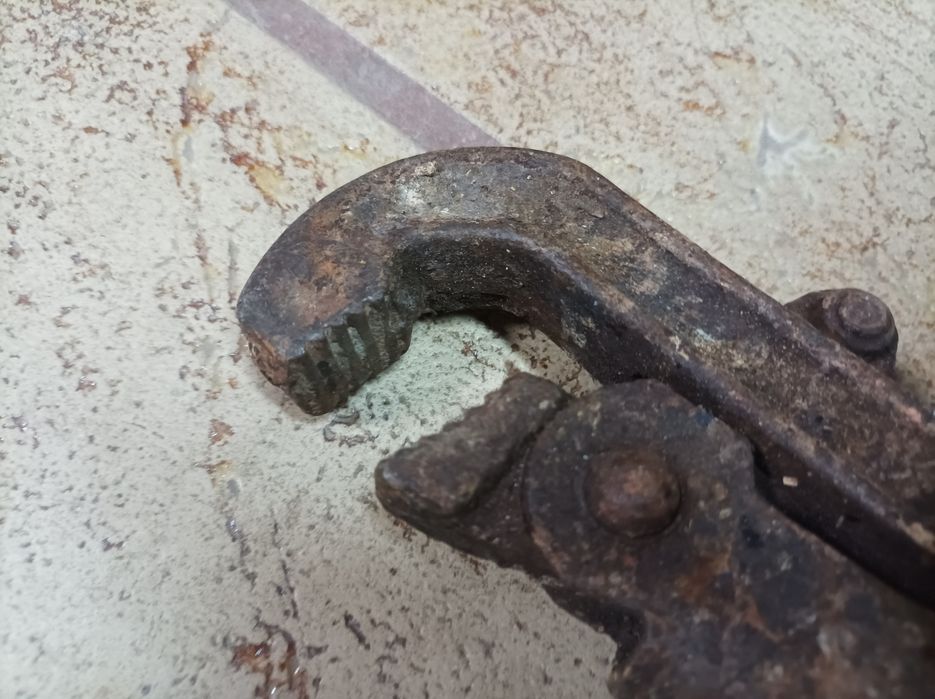 Ключь трубный газовый розводной