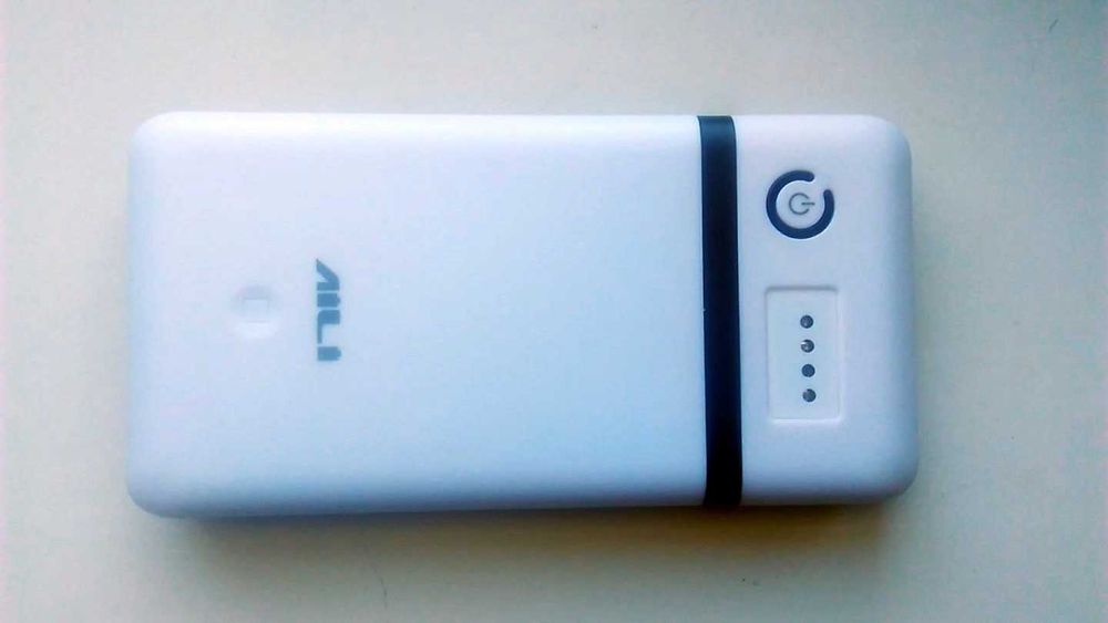 POWERBANK(Повербанк) 6x18650 5V/20000mAh USB + Выход 12V DC 5.5/2.5м