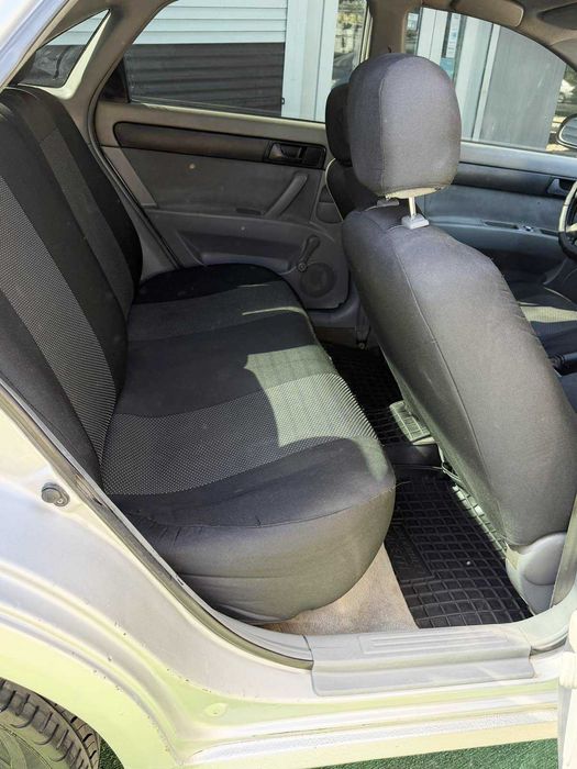 Chevrolet Lacetti 1.6 газ/бензин 2004 год (двигатель после кап ремонта)