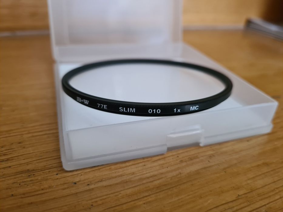 Nowy Filtr fotograficzny B+W 77E Slim 010 1x MC