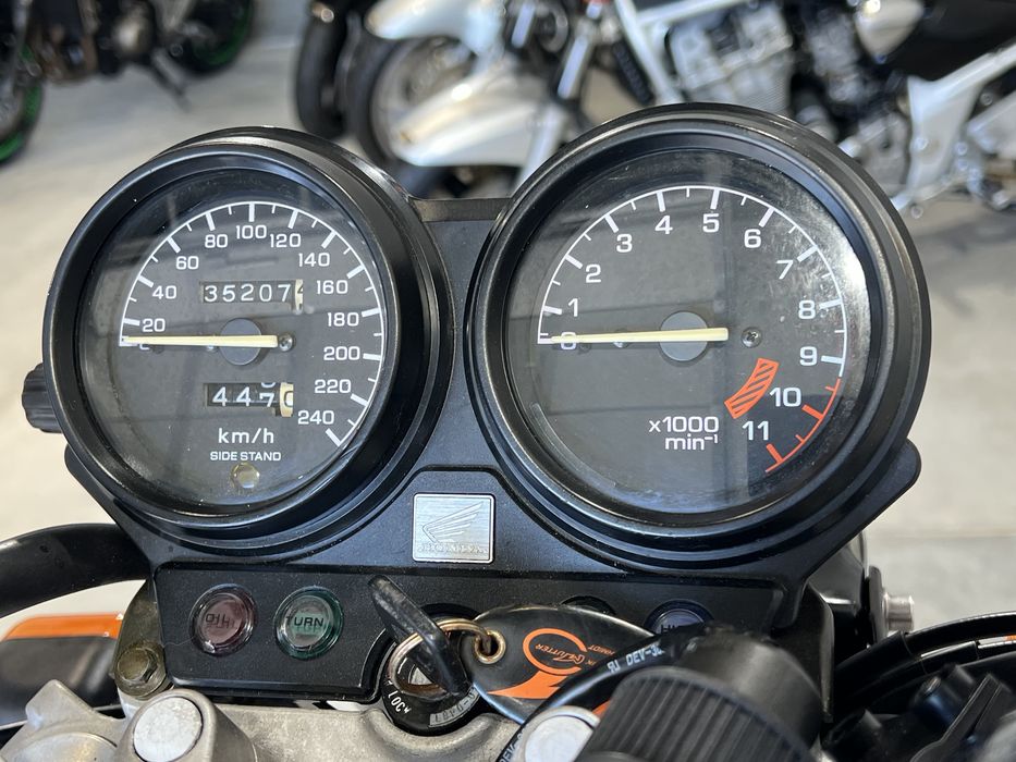 Honda CB750 Seven Fifty  (3750$)