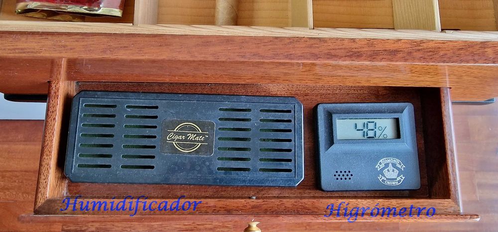 Caixa Charutos com Gaveta para Humidificador e Higrómetro (Incluidos)