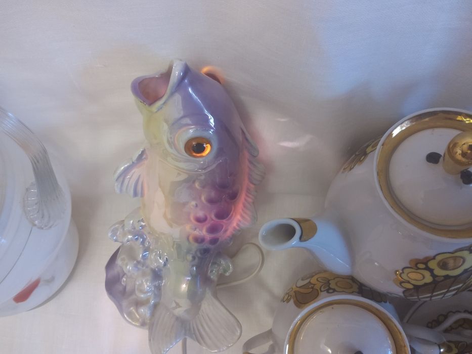 Сервизы,кувшин,,графин