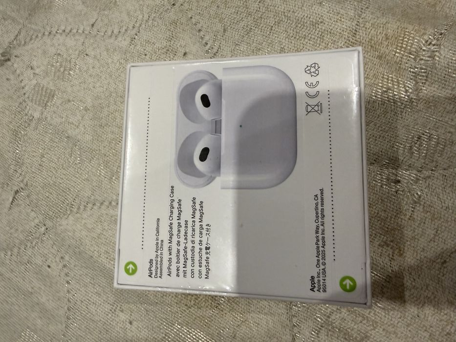 Airpods 3 беспроводные Bluetooth наушники MagSafe