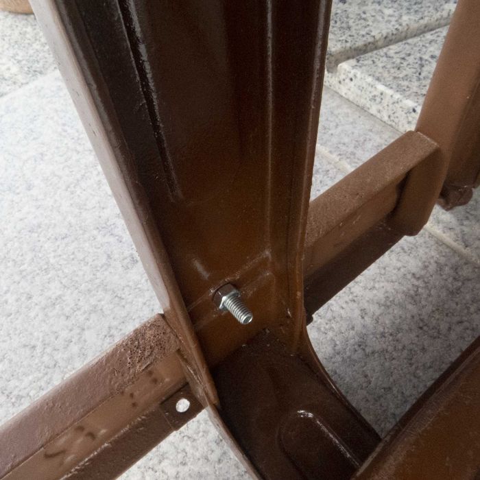 Mesa De Máquina De Costura - SINGER