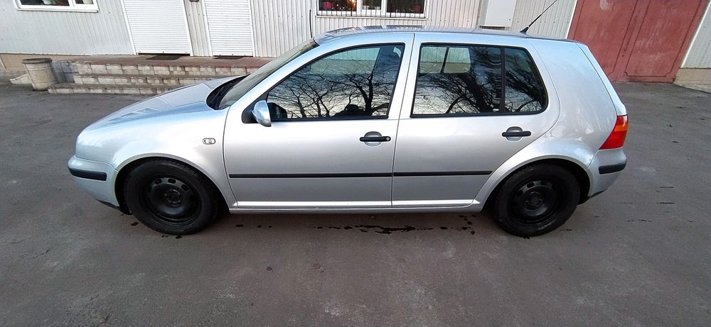 Volkswagen Golf 4  Гольф 4 1.6