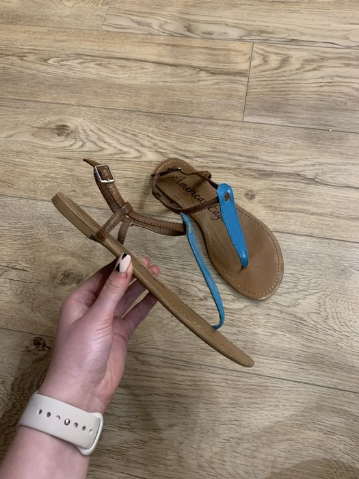 Brązowe niebieskie sandałki klapki rozmiar 36 American Eagle