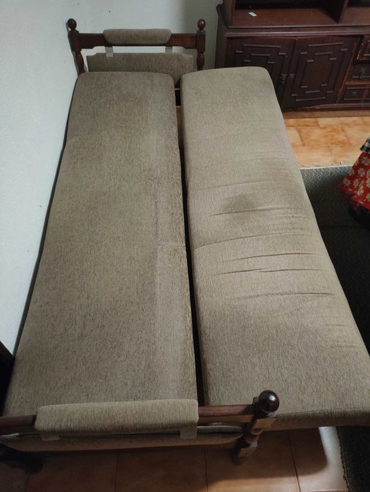 Conjunto de sofás 3+1+1 lugares