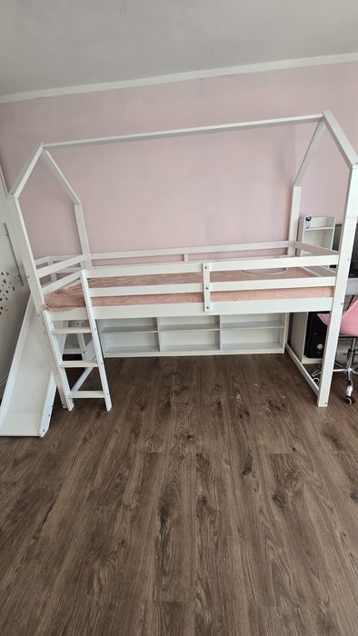 Łóżeczko dziecięce piętrowe