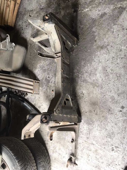 Подрамник балка передняя Фольксваген Т-4