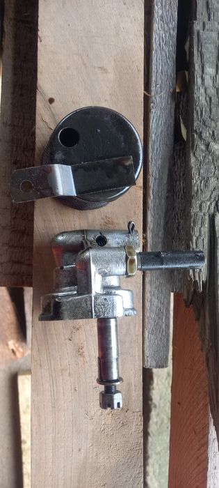 Шестерні ГРМ Болотніки крила Рама руль  проводка карбюратори фара  МТ-