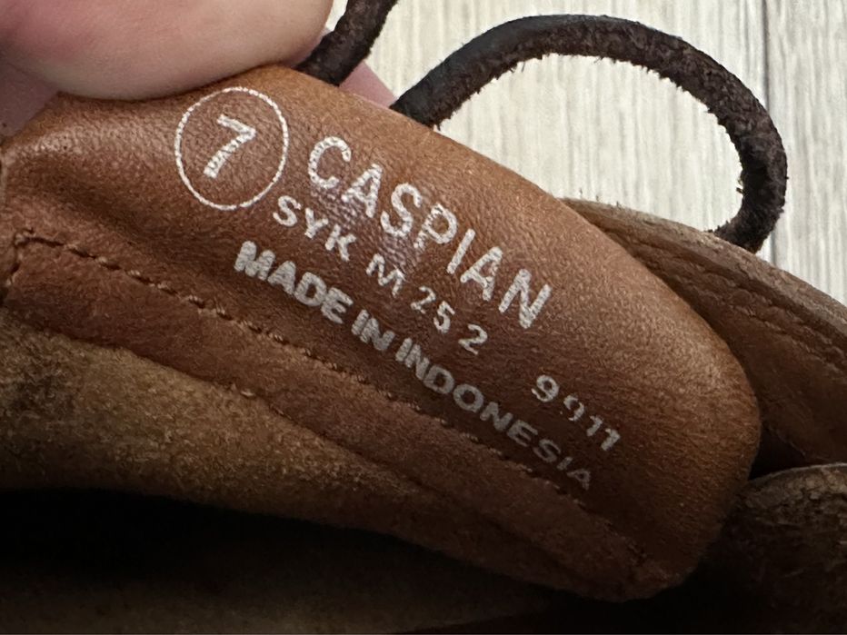 Шкіряні топсайдери Lacoste