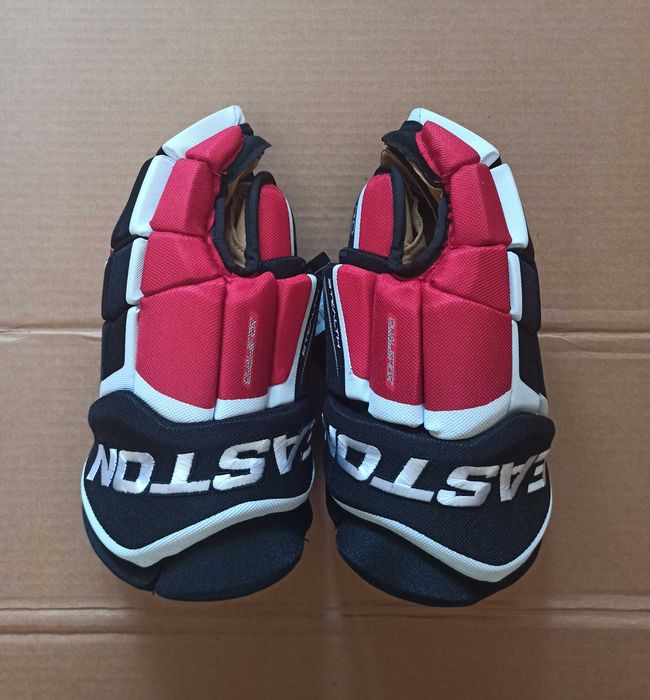 Хоккейные перчатки EASTON Stealh C7.0