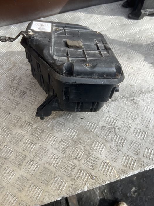 Jeep compass и 2.0 бензин корпус фильтра 511585