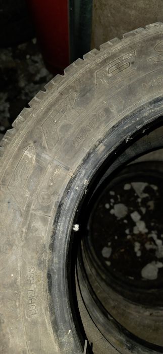 Шини 205.60.r15 б.у