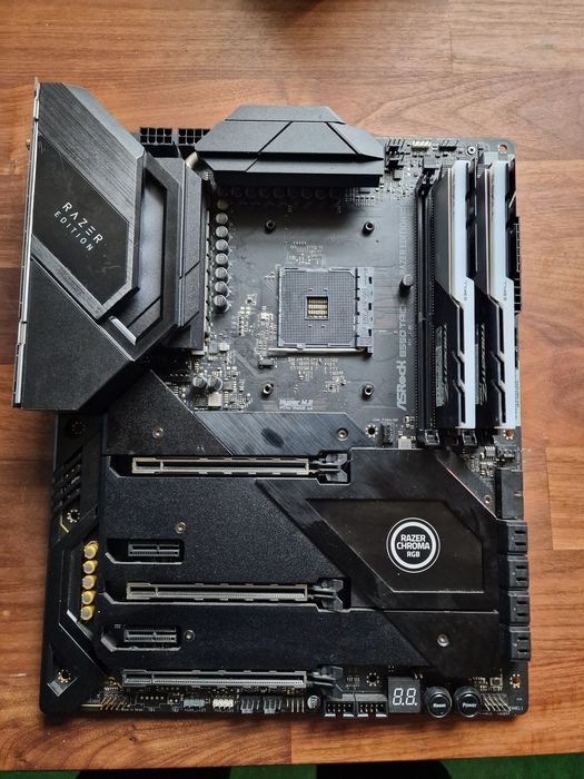 Motherboard Asrock Razer B550