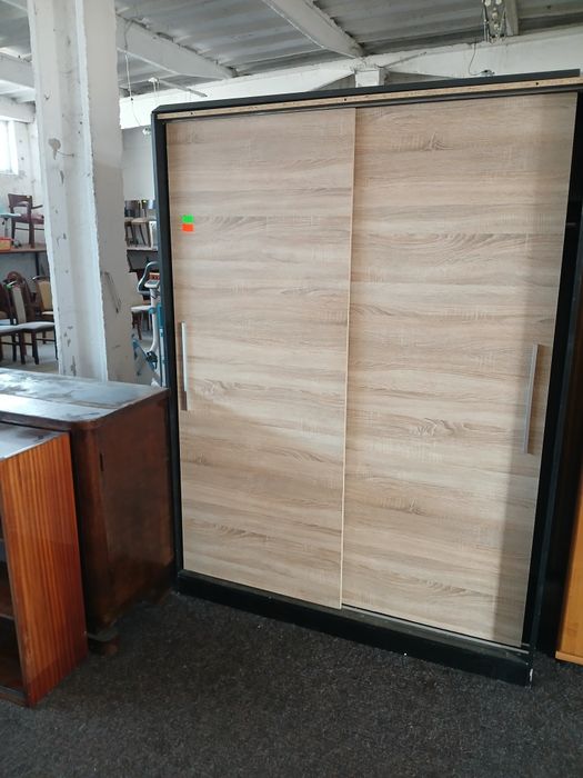 Szafa dwudrzwiowa przesuwna komis Kazimierza wyprzedaż magazynowa