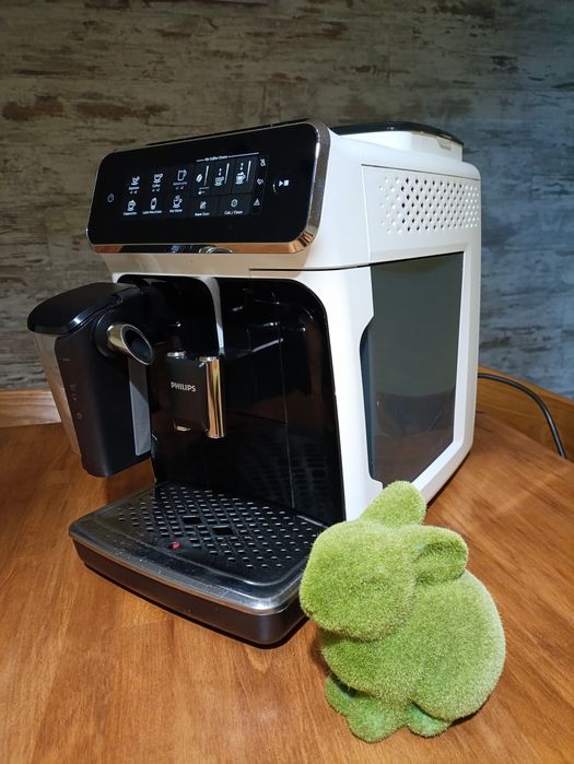 Продам кавомашину Phillips lattego EP3243