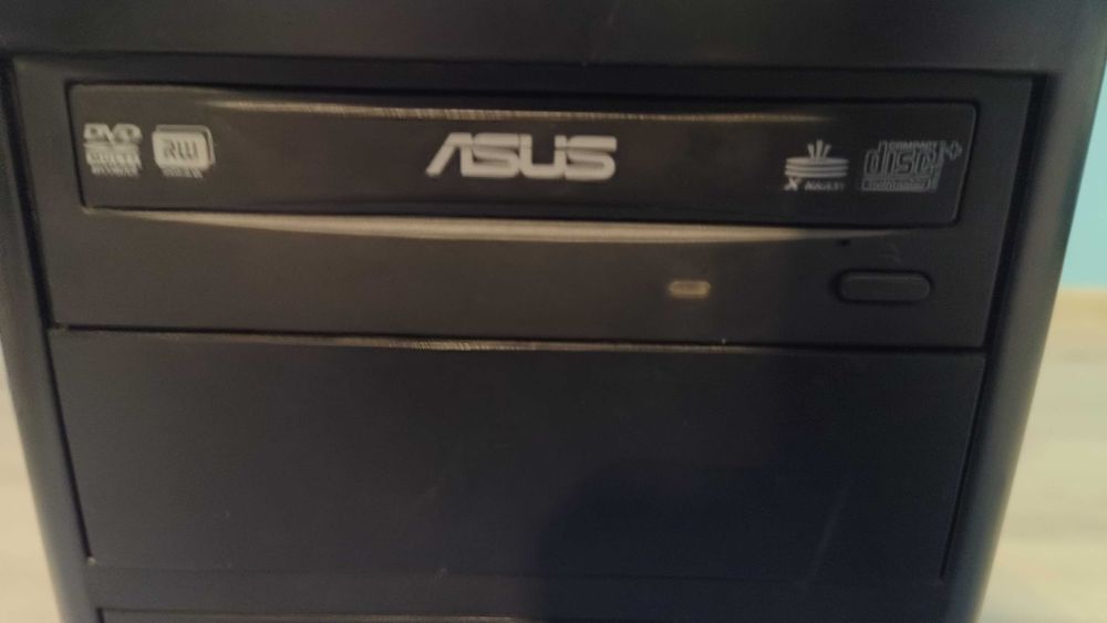 Komputer stacjonarny