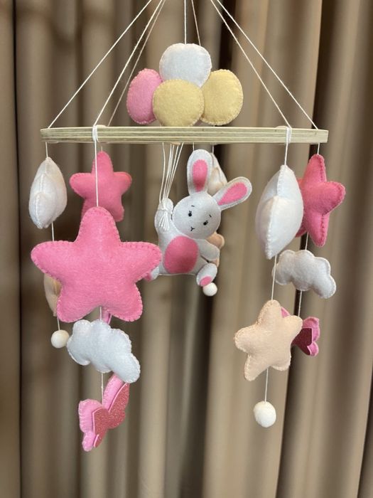 Мобіль в ліжечко