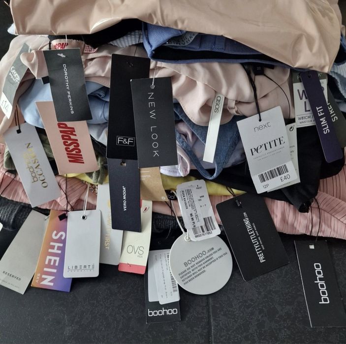Outlet odzież z metką boohoo George next asos prettylittlething itp