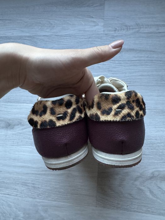 Beżowe buty tenisówki półbuty panterkowe w panterkę zara
