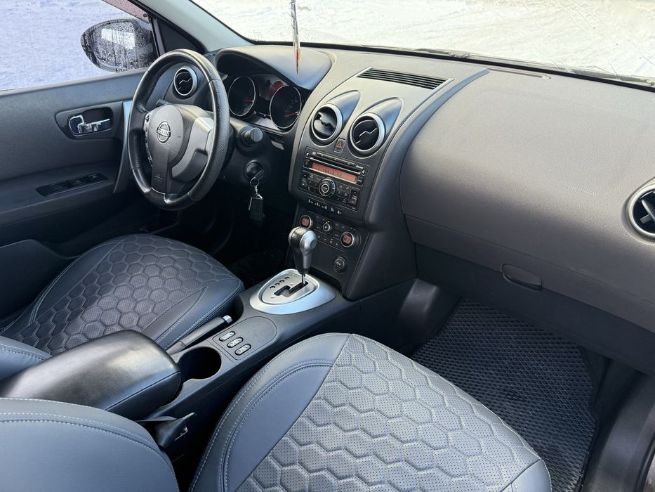 Nissan Qashqai 2.0 автомат