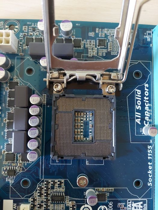 Gigabyte GA-B75M-D3V Socket 1155: 1 500 грн. - Комплектуючі та ...