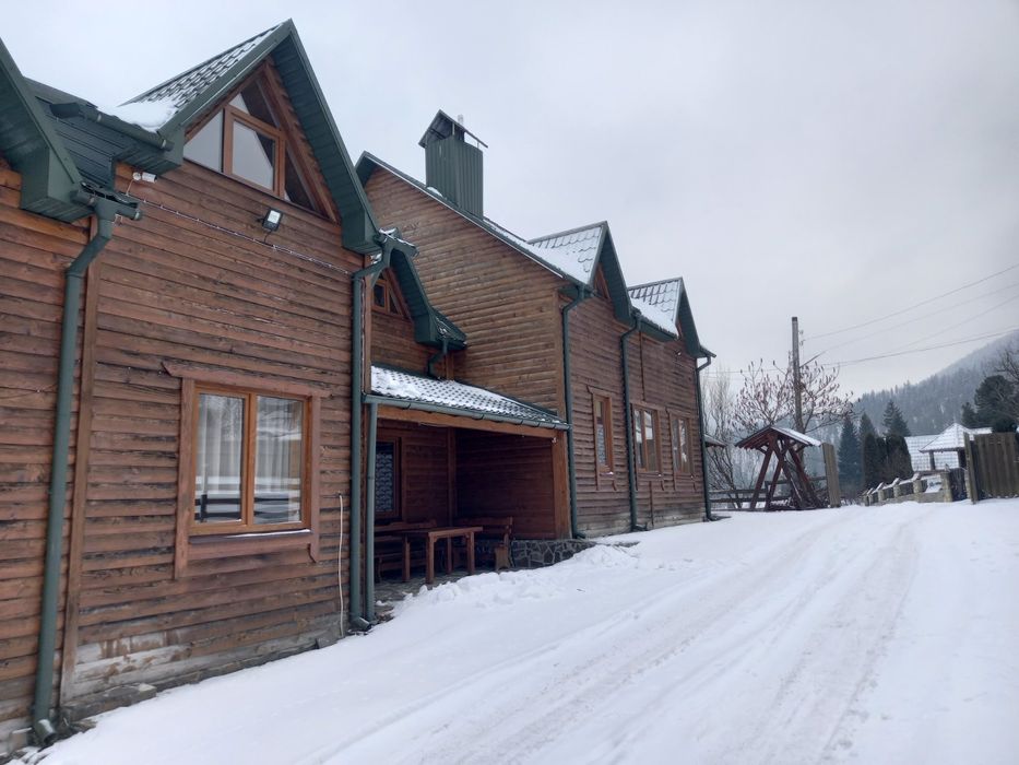 Продам котедж в Карпатах