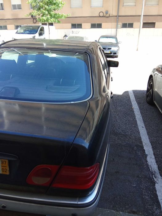Carro Mercedes E280 GPL