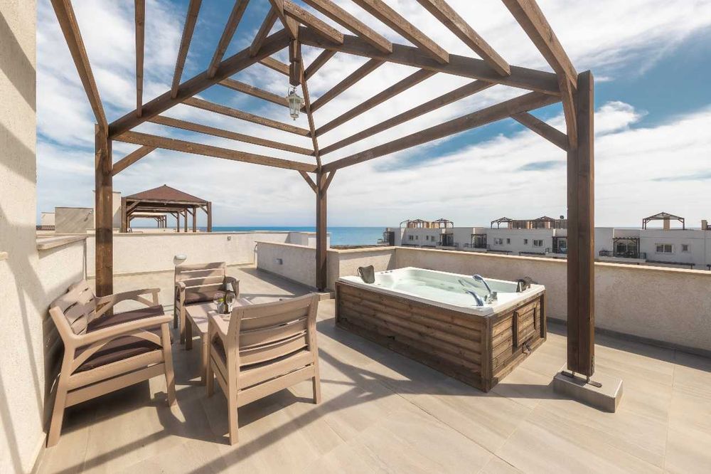 Квартира 139м2/пентхаус 3+1 терраса на крыше с джакузи Боаз Бафра Кипр