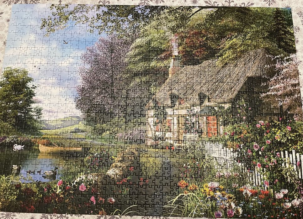 Puzzle 1000 elementów ,trzy  zestawy