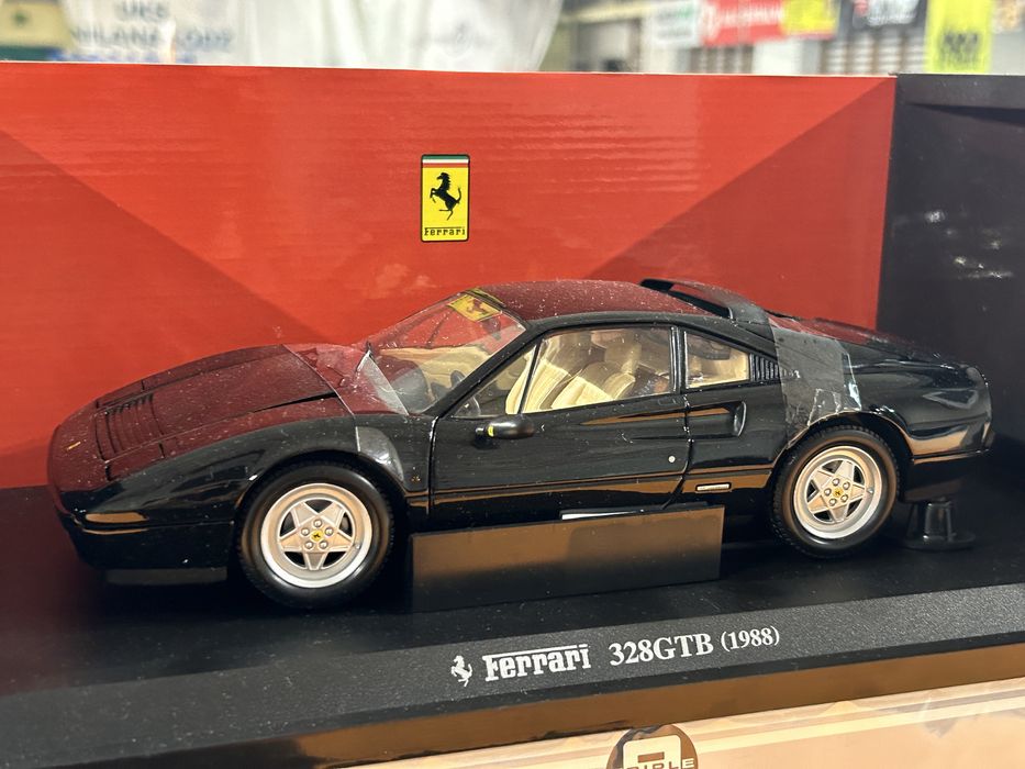 Ferrari 328GTB Kyosho 1/18