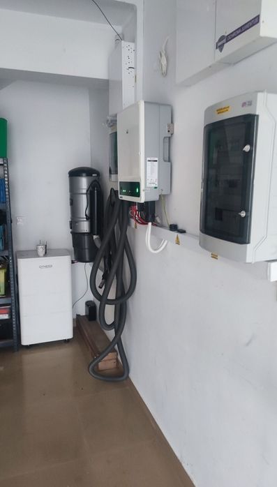 Instalacja fotowoltaiczna 10kW ON/OFF Grid z magazynem energii 10kWh