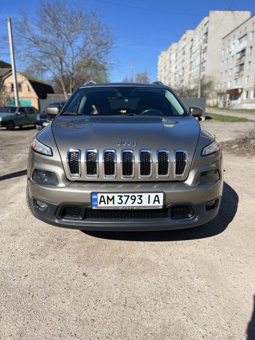 Джип черокі 2016р