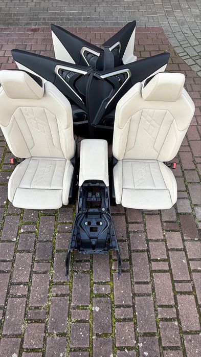 Fotele i boczki BMW x3 G45