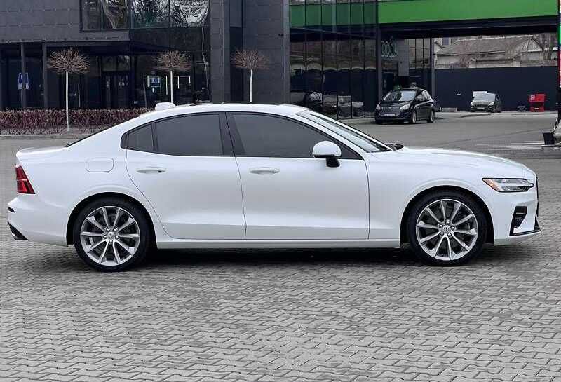 Volvo S60 Momentum 2020