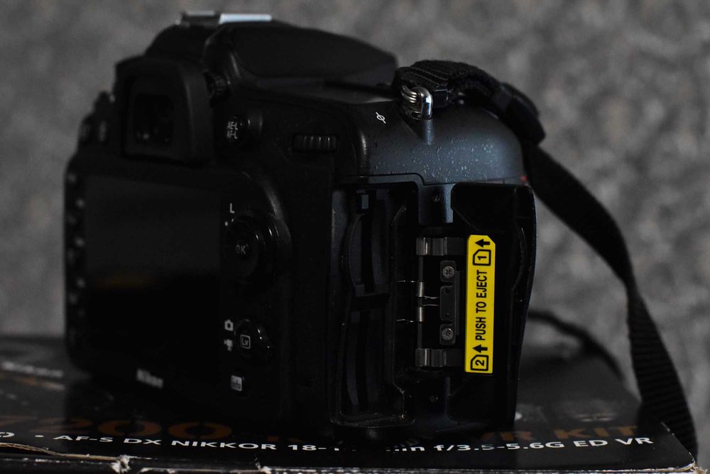 Цифровий фотоапарат Nikon D7200 Body