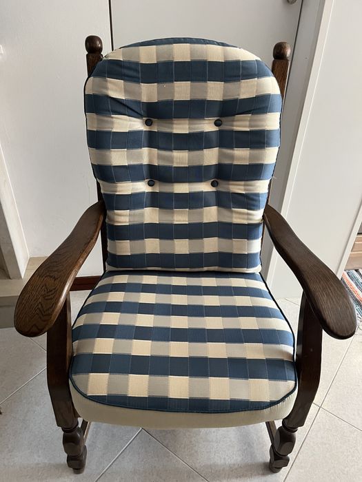 Cadeirões estilo holandês