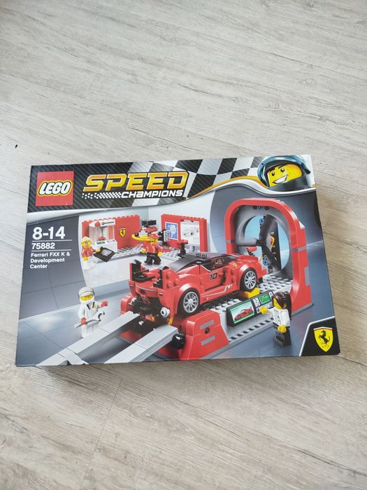 LEGO 75882 Speed Champions Ferrari FXX K i centrum techniczne