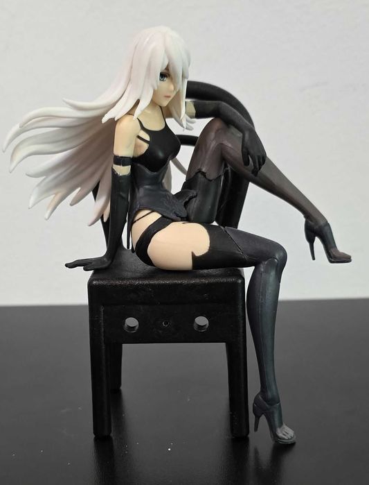 Figurka anime 15 cm.