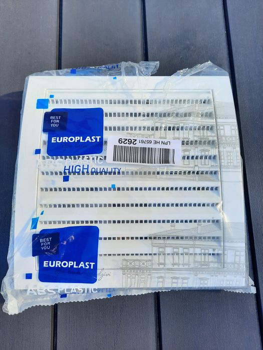 Biała kratka wentylacyjna Europlast 150