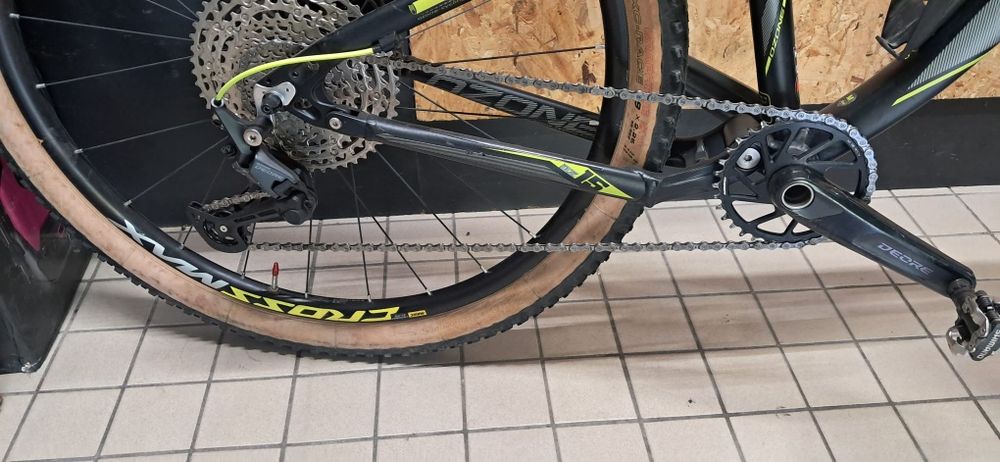 Btt suspensao total bem equipada m 29