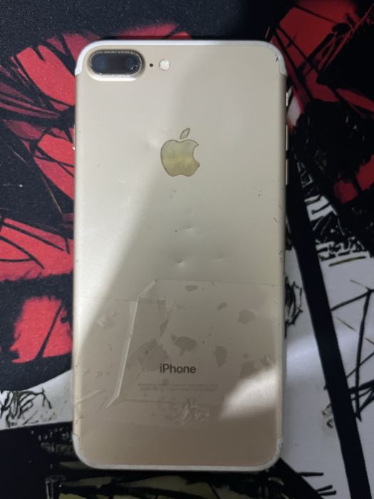 Iphone 7plus на запчастини