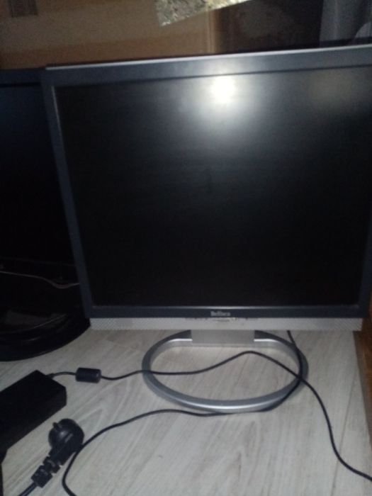 Monitor LG i Belinea