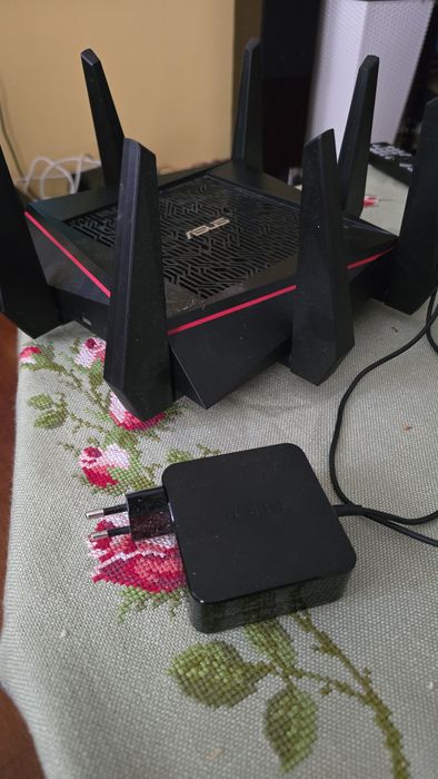 Router ASUS RT-AC5300 (5300Mb/s a/b/g/n/ac, 2xUSB, QAM)