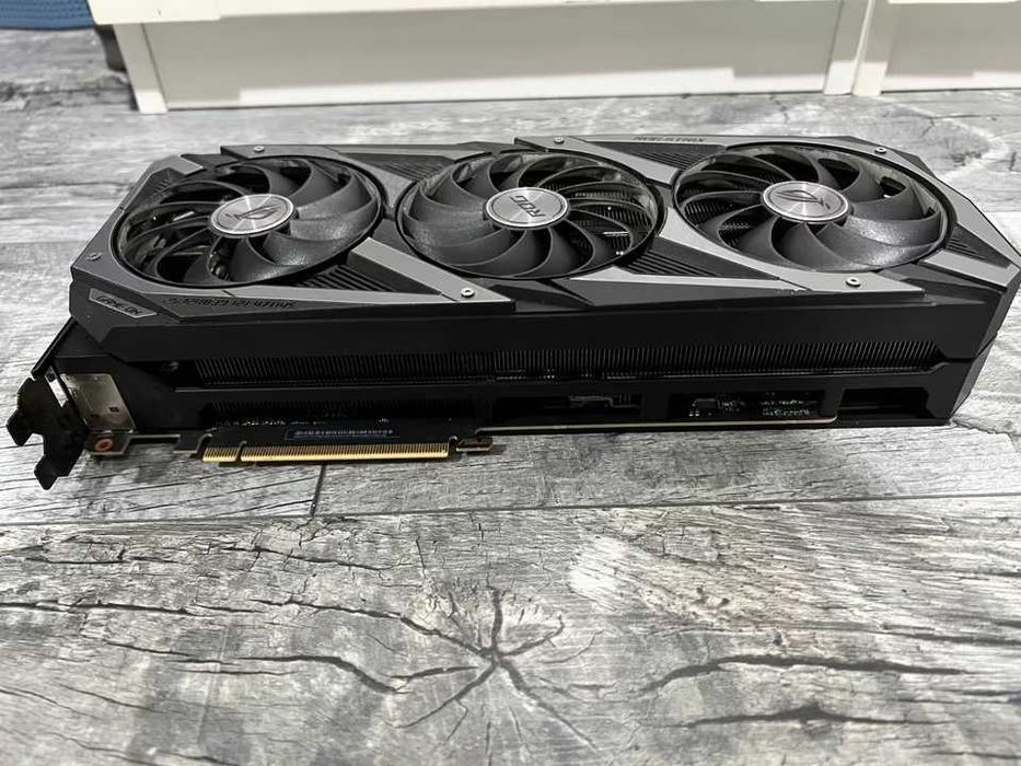 Asus ROG Strix RTX 3090 w doskonałym stanie