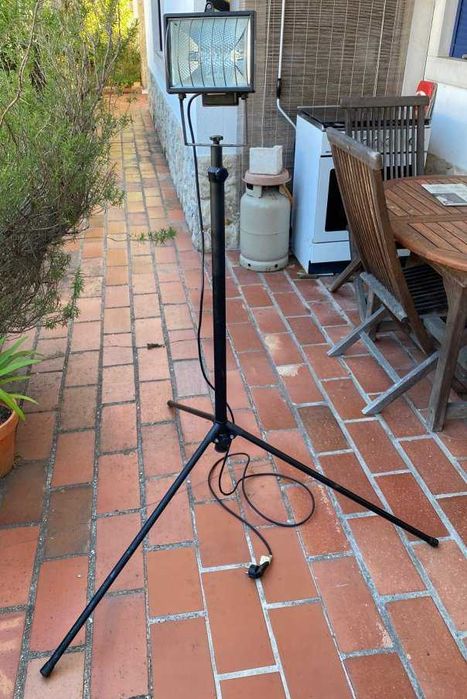 Projetor de halogéneo 500 W com tripé
