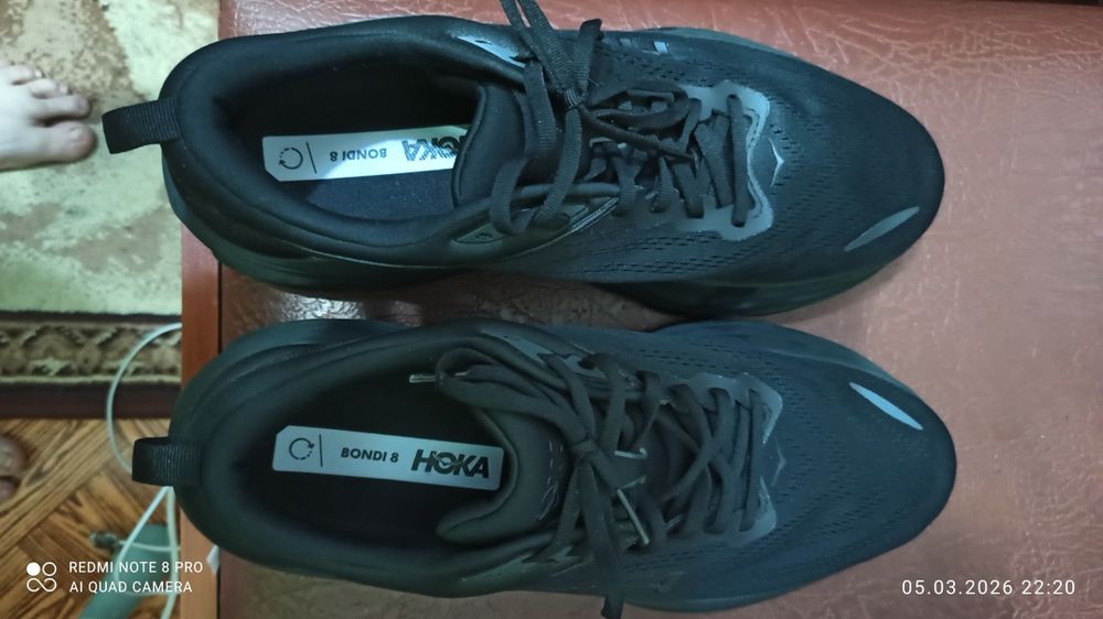 Продам круті кросівки фірми НОКА BONDI